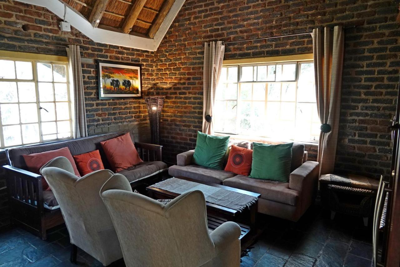 Marloth Park Hippo House Villa ภายนอก รูปภาพ