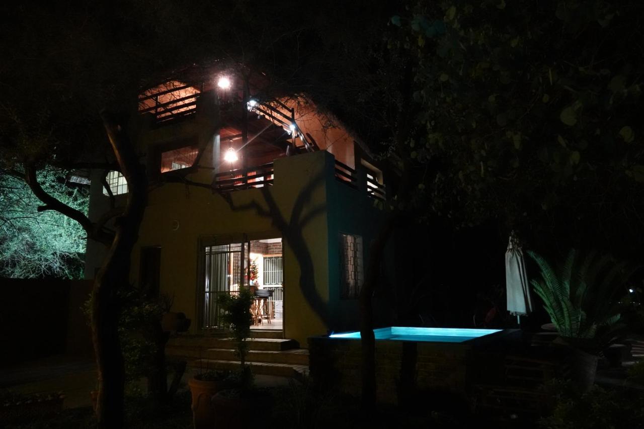 Marloth Park Hippo House Villa ภายนอก รูปภาพ